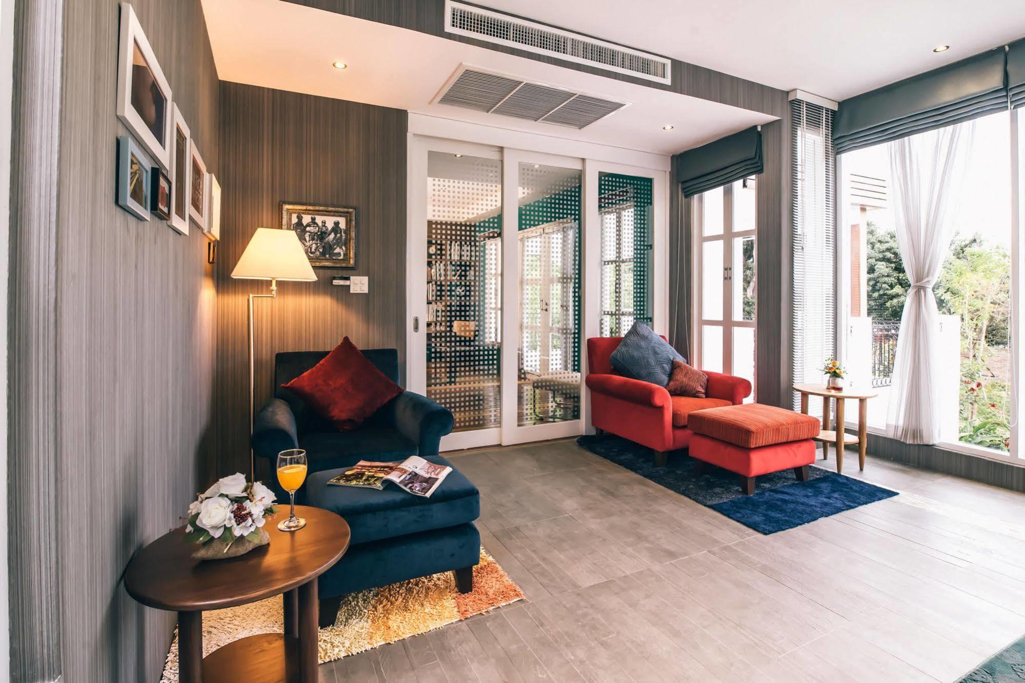 Monkey House Hotell Chiang Mai Exteriör bild